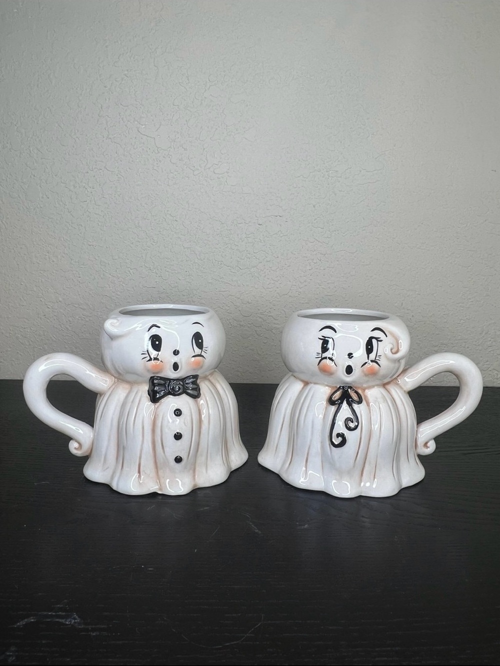 NEW Johanna Parker Halloween Ghost Mugs Set of 2